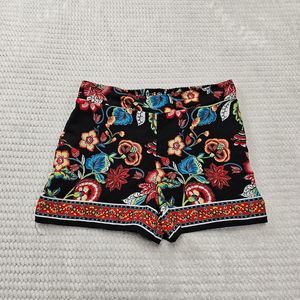 Women's/ JuniorBy & By Shorts No Size (See measurements)‎ Broght Colorful
